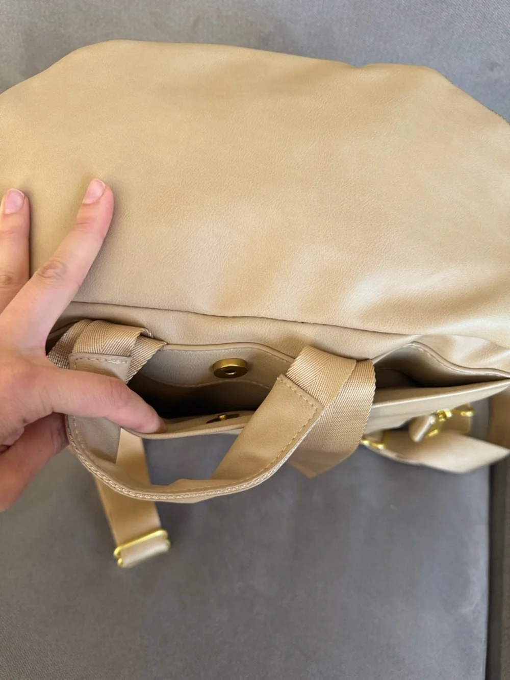 Fawn Design “The Original Diaper Bag” in Beige